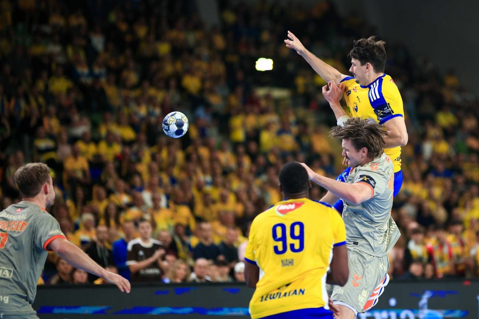 Mecz dwóch prędkości. Aalborg nie dał szans Industrii