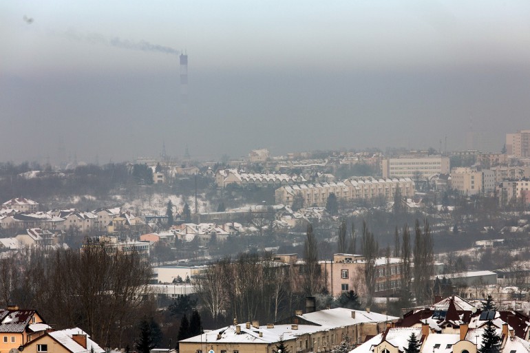 Rano jakość powietrza w Kielcach nadal bardzo zła! Normy przekroczone o ponad 400 procent