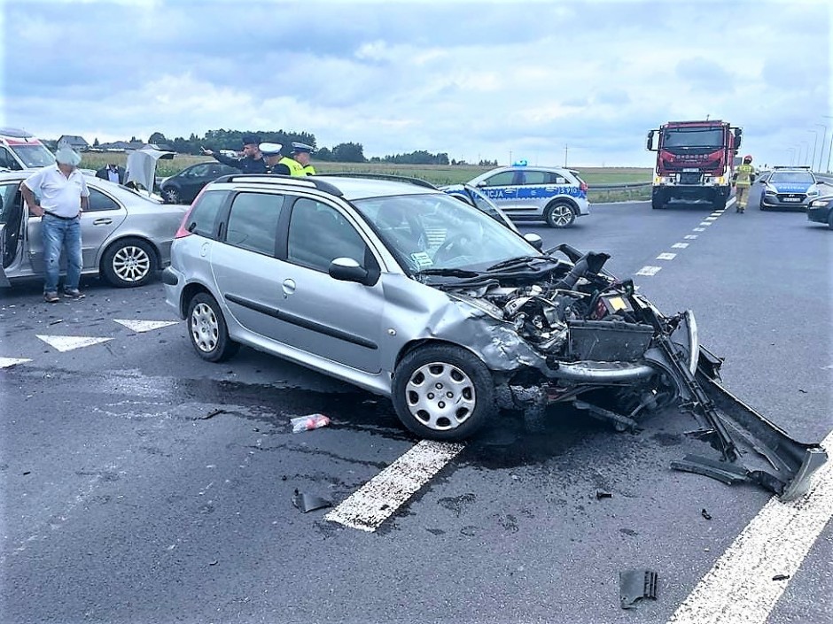 Wypadek na skrzyżowaniu obwodnicy Włoszczowy z ulicą Wiśniową