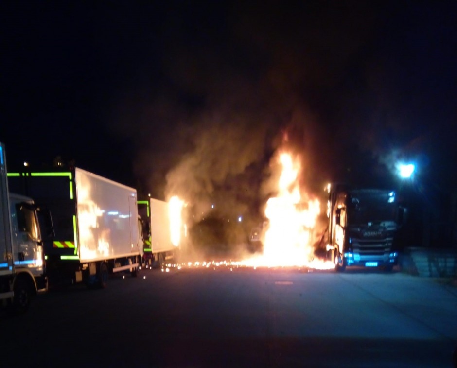 Pożar ciężarówek w Kielcach