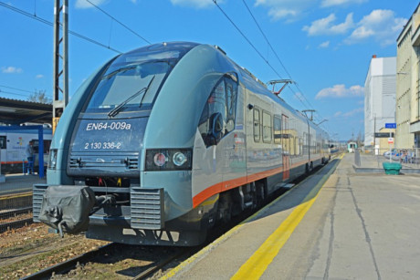 Lepsze warunki podróży koleją z Kielc do Częstochowy