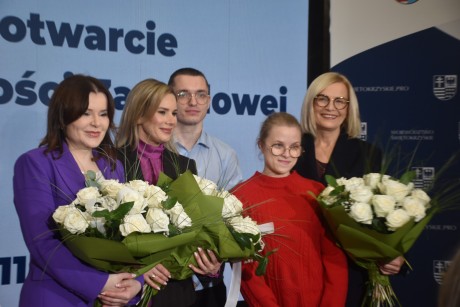 [FOTO] Pierwsza Dama otworzyła ZAZ w Busku-Zdroju