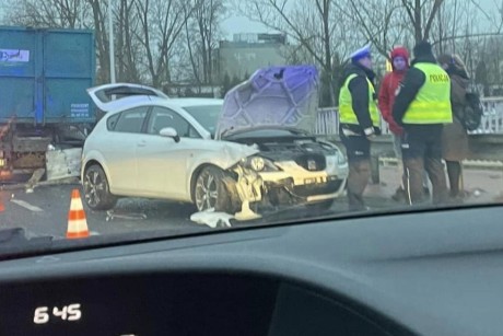 Pięć aut zderzyło się na ulicy Krakowskiej w Kielcach