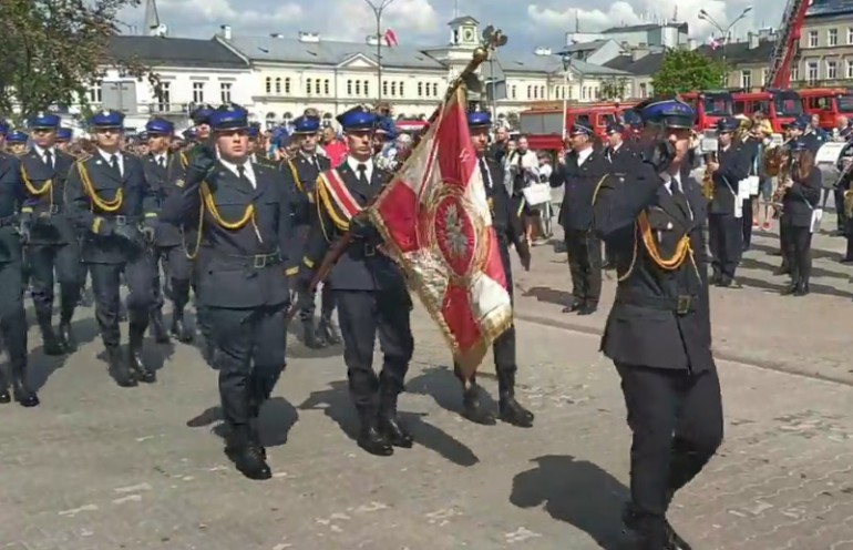 [VIDEO] Strażacka defilada ulicami Kielc