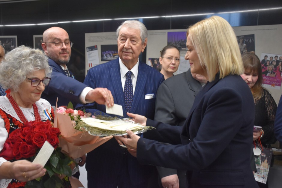 [FOTO] Radni podzielili się opłatkiem