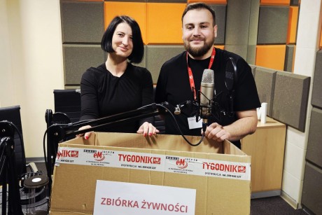 Przedświąteczna zbiórka Caritas. Włączyło się w nią Radio eM Kielce