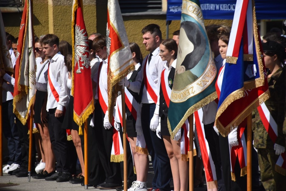 Oddaliśmy hołd Westerplatczykom. Modlitwa w katedrze i uroczystości przed WDK