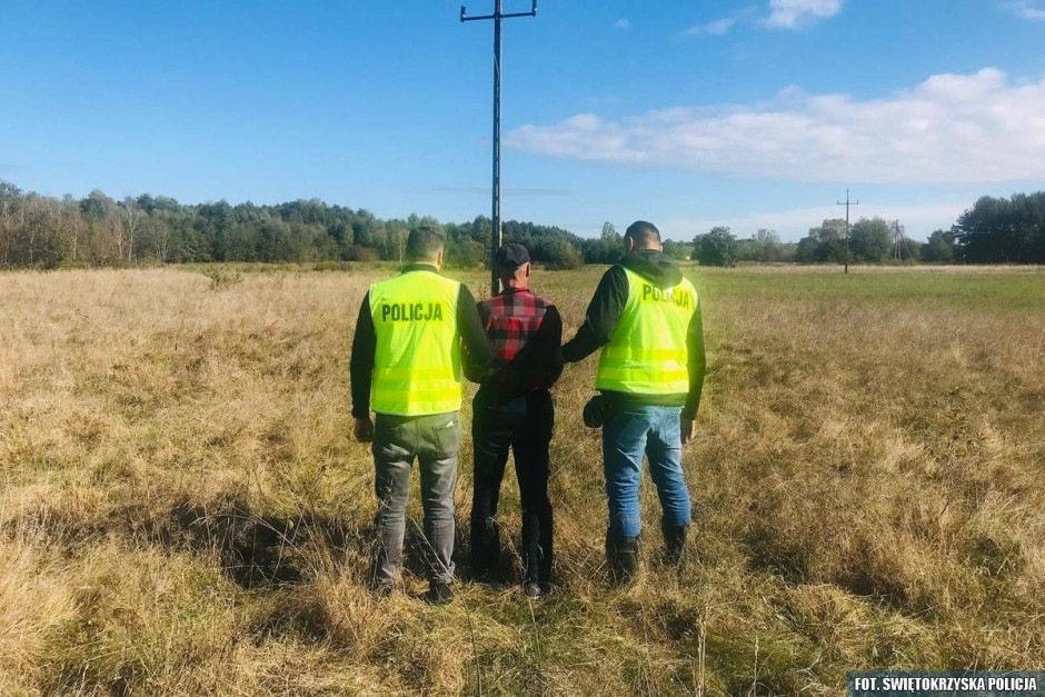 Wywieźli ciało do lasu i zakopali. Policjanci rozwiązali zagadkę sprzed lat