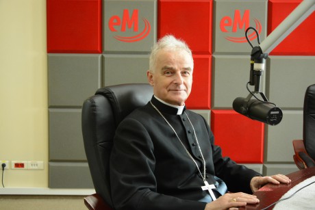 Biskup Marian Florczyk: Bóg żywy daje nam siłę