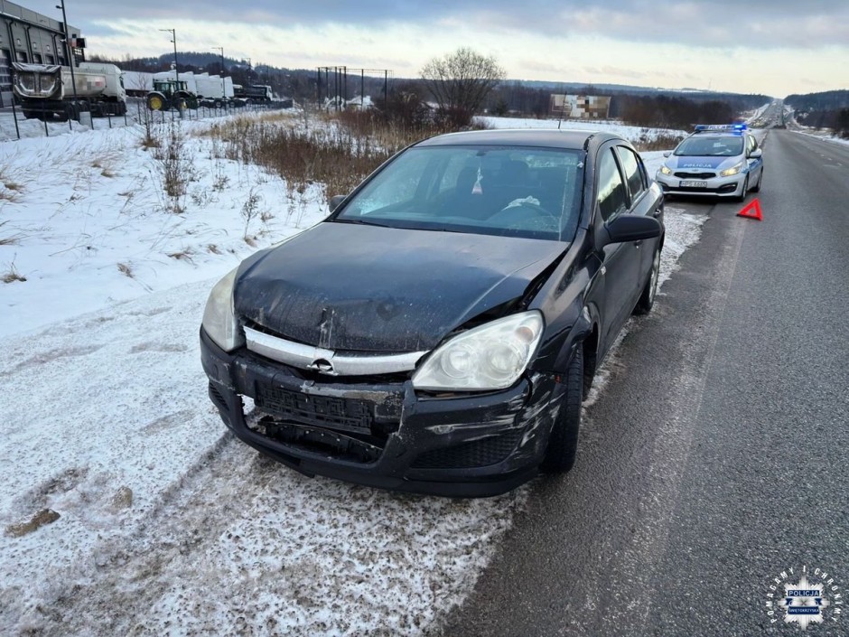 Kompletnie pijana i to bez uprawnień. Spowodowała dwie kolizje