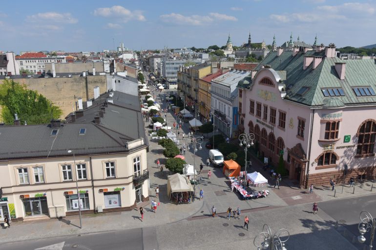 Rozpoczyna się spotkanie miast partnerskich w Kielcach