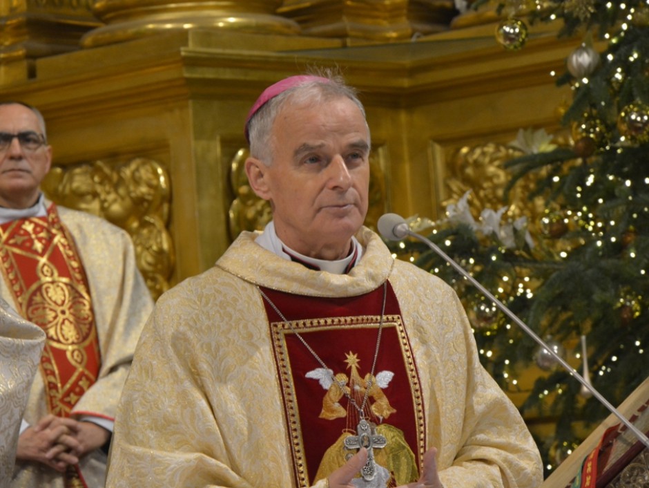 Biskup Marian Florczyk podczas pasterki: Przez narodzenie, Jezus zjednoczył się z każdym człowiekiem
