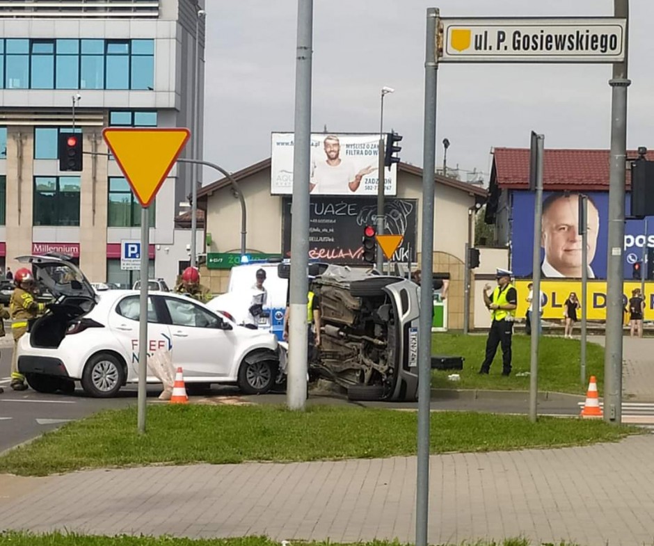 Wypadek w Kielcach. Jedna osoba w szpitalu