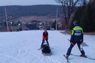 Wypadek na stoku, w akcji policjanci