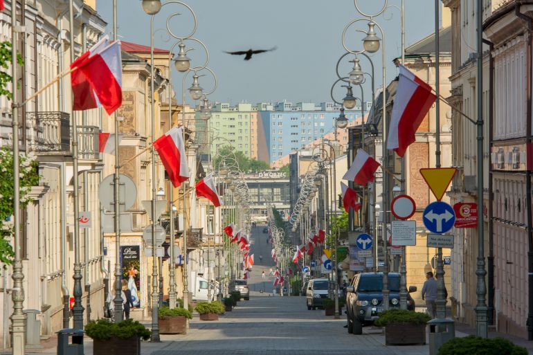 Flagi już wiszą