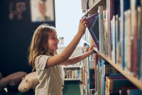 Będą rozdawać książki i gotować ulubione potrawy Niziurskiego. Trwa Tydzień Bibliotek