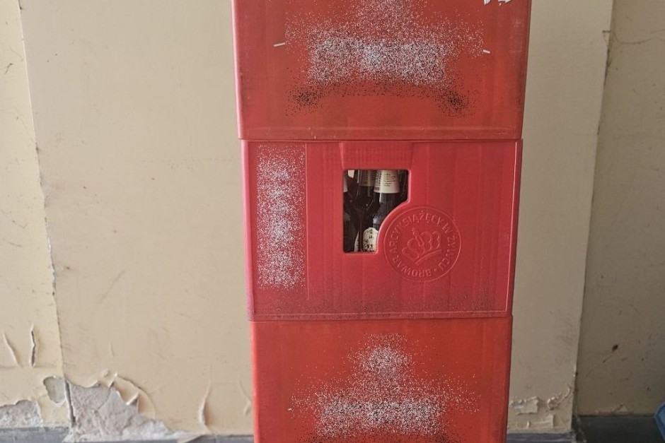 „Butelkowy interes” zakończył się zarzutami