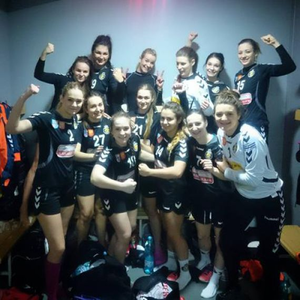 Zwycięski marsz Korony Handball trwa