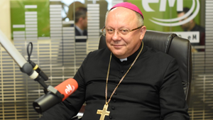 Spotkanie autorskie z abp. Henrykiem Jagodzińskim. Nuncjusz opowie o dalekich krajach