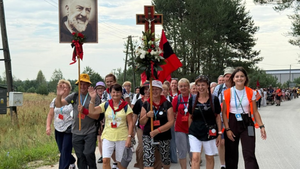 Wejdź na pątniczy szlak. Trwają zapisy na pielgrzymkę