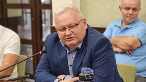 Radni wygasili mandat Dariusza Gacka