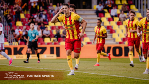 Pierwsze domowe zwycięstwo oraz pierwsza bramka Camilo Meny. Zobacz skrót meczu Korona Kielce – Raków Częstochowa