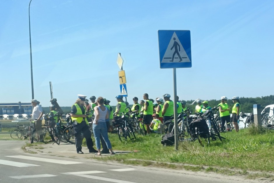 Rowerzystka potrącona na przejściu dla pieszych