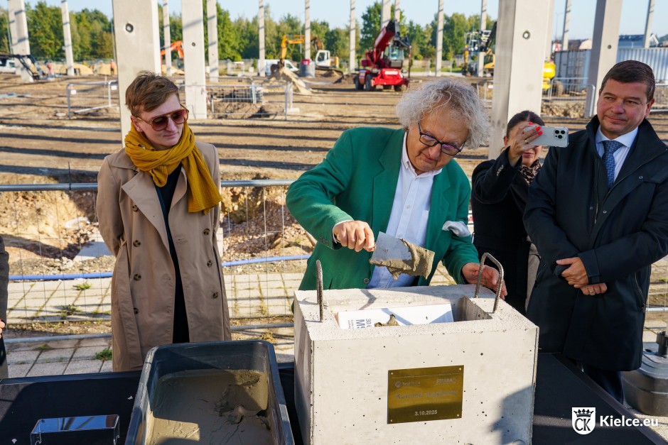 Nowa hala Targów Kielce rośnie w oczach