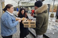 [FOTO] Słodki Tłusty Czwartek z Radiem eM Kielce! Rozdaliśmy setki pączków