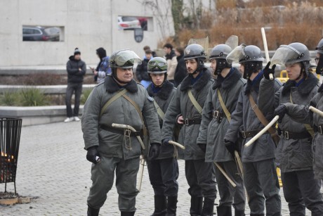 [FOTO] Na Wzgórzu Zamkowym „Solidarność” walczyła z ZOMO