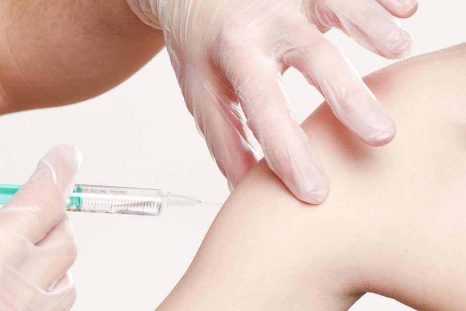 Dopuszczono możliwość mieszania szczepionek na Covid-19. Czy to bezpieczne?