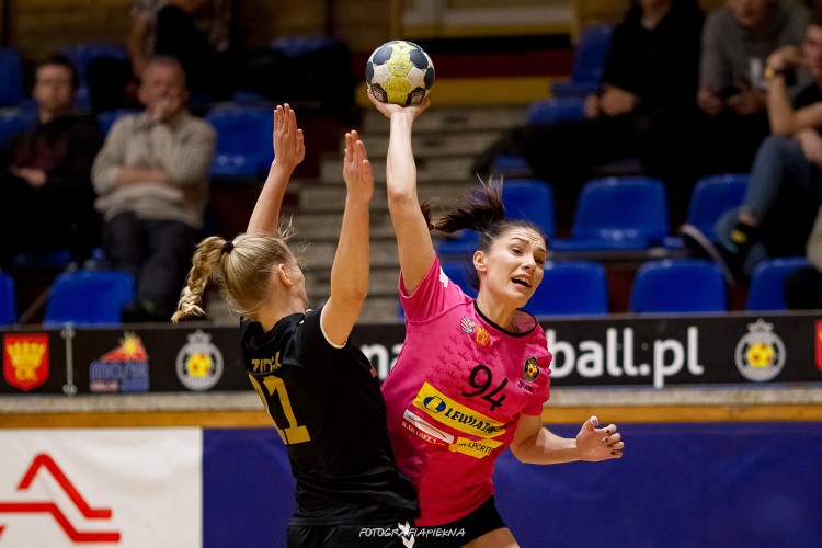 Pewne zwycięstwo Korony Handball w Poznaniu