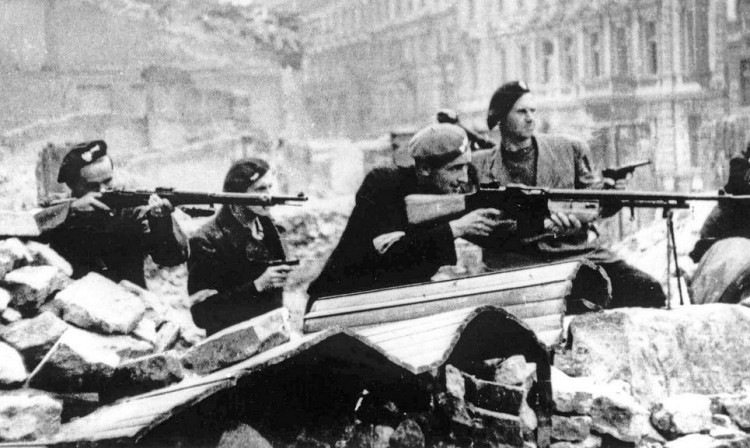 75 lat temu rozpoczęło się Powstanie Warszawskie. Zobacz, jak w Kielcach uczcimy bohaterów