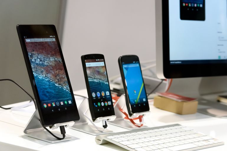 5 smartfonów, które warto kupić w 2018 roku. ARTYKUŁ SPONSOROWANY