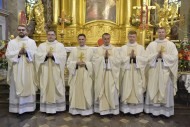 [FOTO] Diecezja kielecka ma sześciu nowych kapłanów