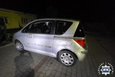 Wieczorna kolizja we Włostowie. Kierująca z prawie dwoma promilami