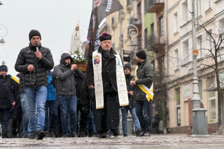 [FOTO] Z różańcem przeszli przez Kielce