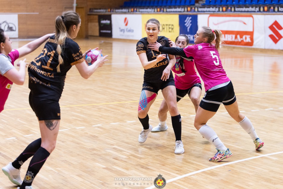 Gliwińska i Piwowarczyk na dłużej w Suzuki Koronie Handball