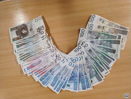 Kradzież na kieleckich Herbach. Zniknęło prawie dwa tysiące złotych z kasy w sklepie