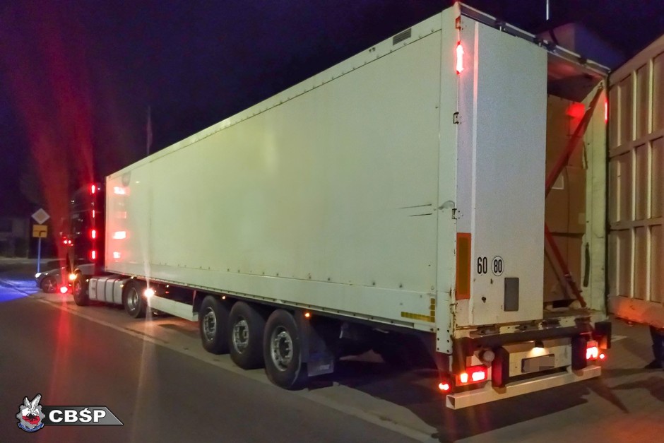 Nielegalny transport w rękach śledczych. Tytoń warty prawie 10 milionów złotych