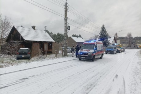 Potrącenie w Majkowie. Kobieta i dwoje dzieci w szpitalu