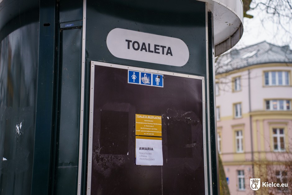 Część szaletów miejskich nieczynna