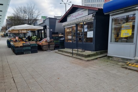 Na Rogatce nie będzie handlu?