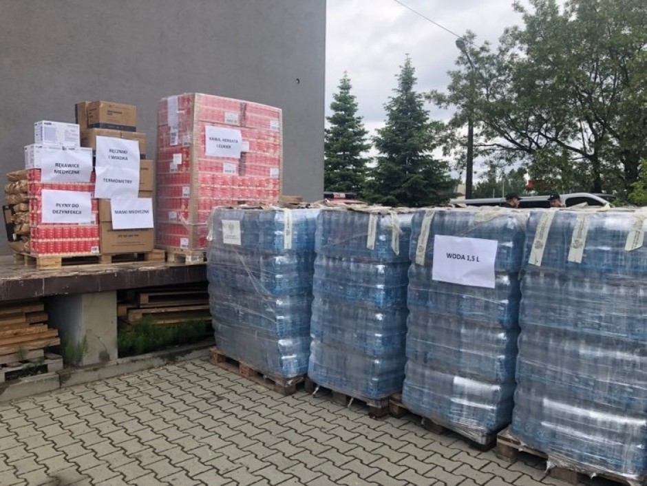Wojewoda przekazał dary dla uchodźców z Ukrainy