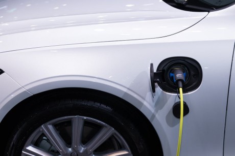 Samochód elektryczny - cztery istotne zalety posiadania elektryka