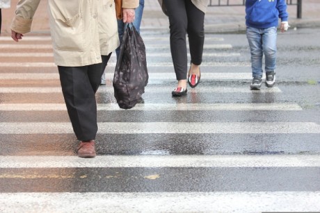 Potrącenie pieszej na ulicy Skrzetlewskiej w Kielcach