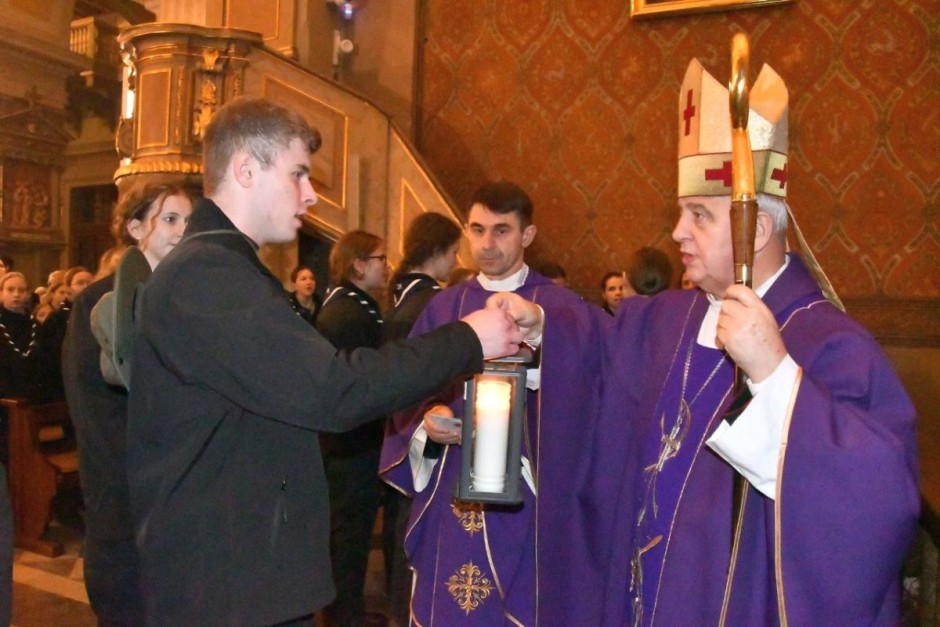 Betlejemskie Światło Pokoju dotarło do Kielc