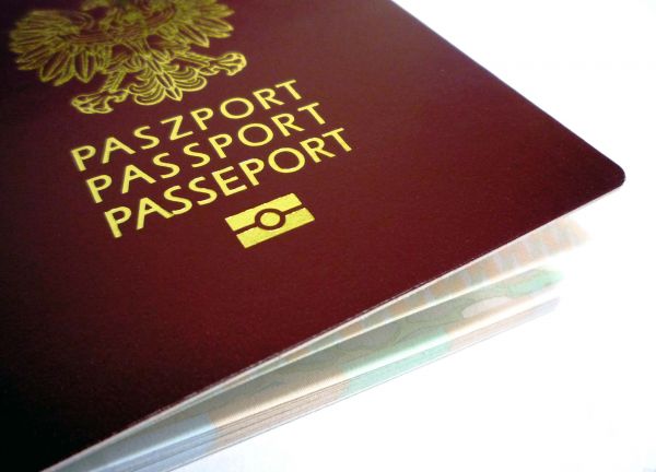Od czwartku łatwiej o paszport w Polsce!