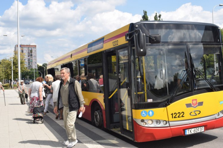 Przepełnione autobusy w Kielcach, a ZTM rozkłada bezradnie ręce