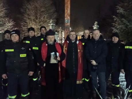 Misyjna Droga Krzyżowa przeszła ulicami Skalbmierza